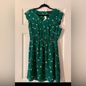 41 Hawthorn Midnight Scallop Detail Dress | Green Floral | Size L Petite